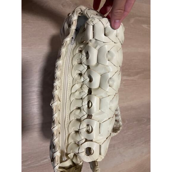 Crochet Leather Cream Woven Crossbody Purse Linked Medallion - Picture 6 of 11